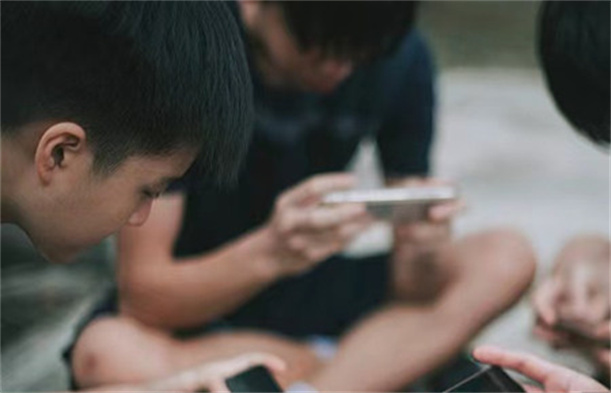 衡陽專門青少年戒網(wǎng)癮學(xué)校.jpg