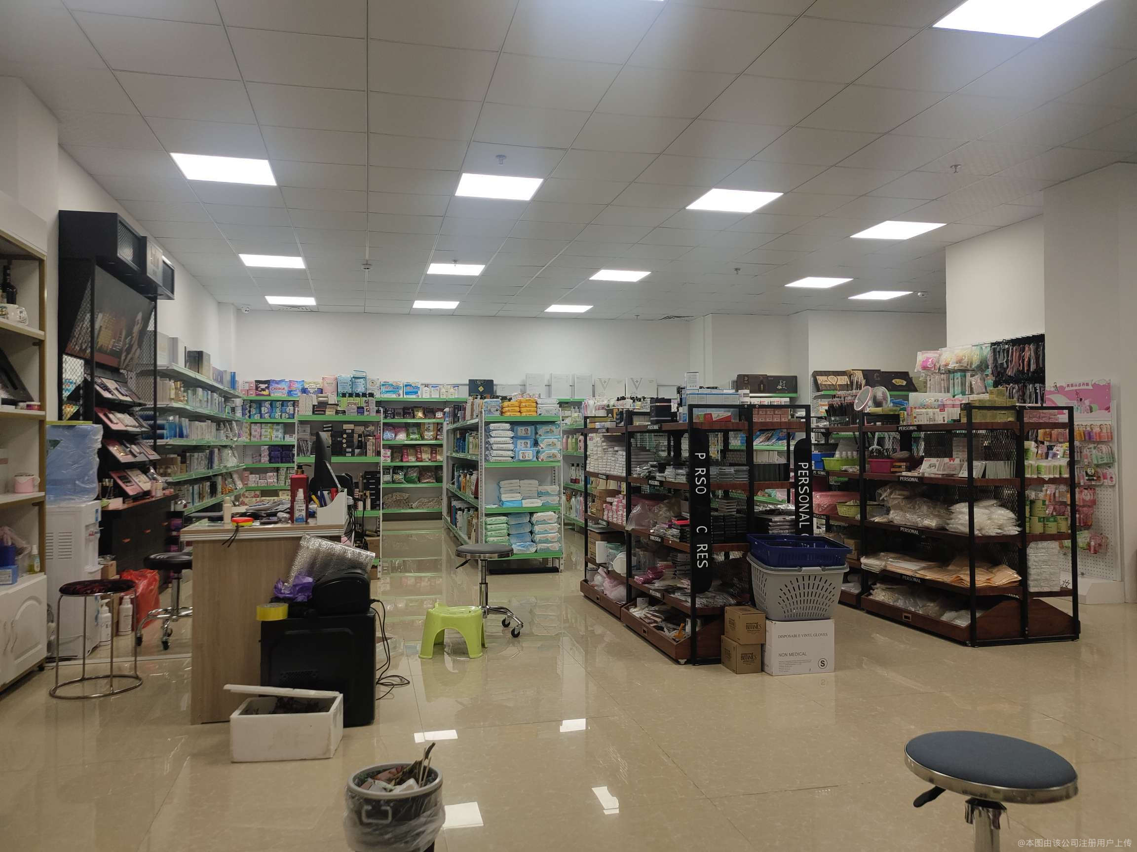 聚尚美化妝品批發(fā) 品質(zhì)與價(jià)格的雙贏選擇